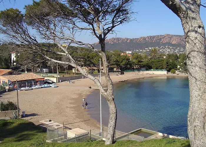 Hotel De La Saint-Raphael (Var)